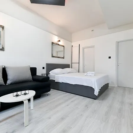 Apartament Lusy Lo