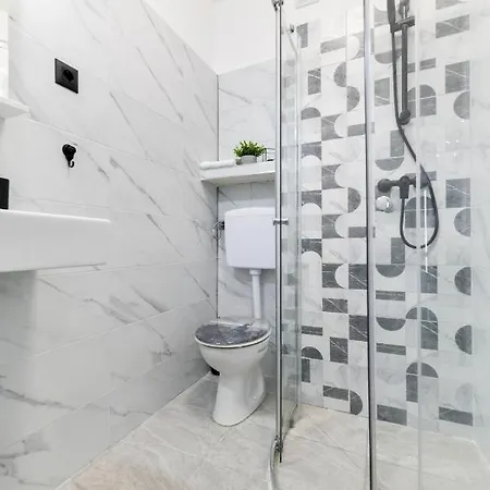 Lusy Lo Apartament Zadar