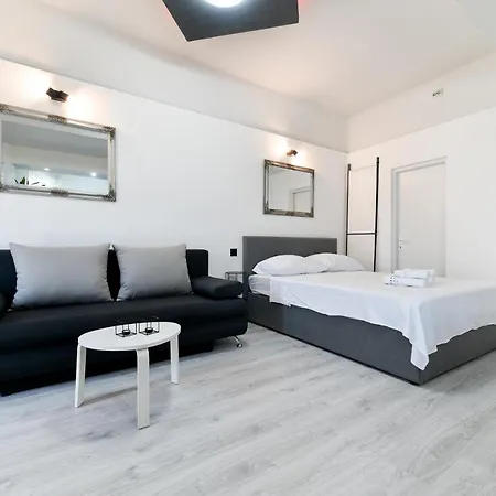 Apartment Lusy Lo Zadar